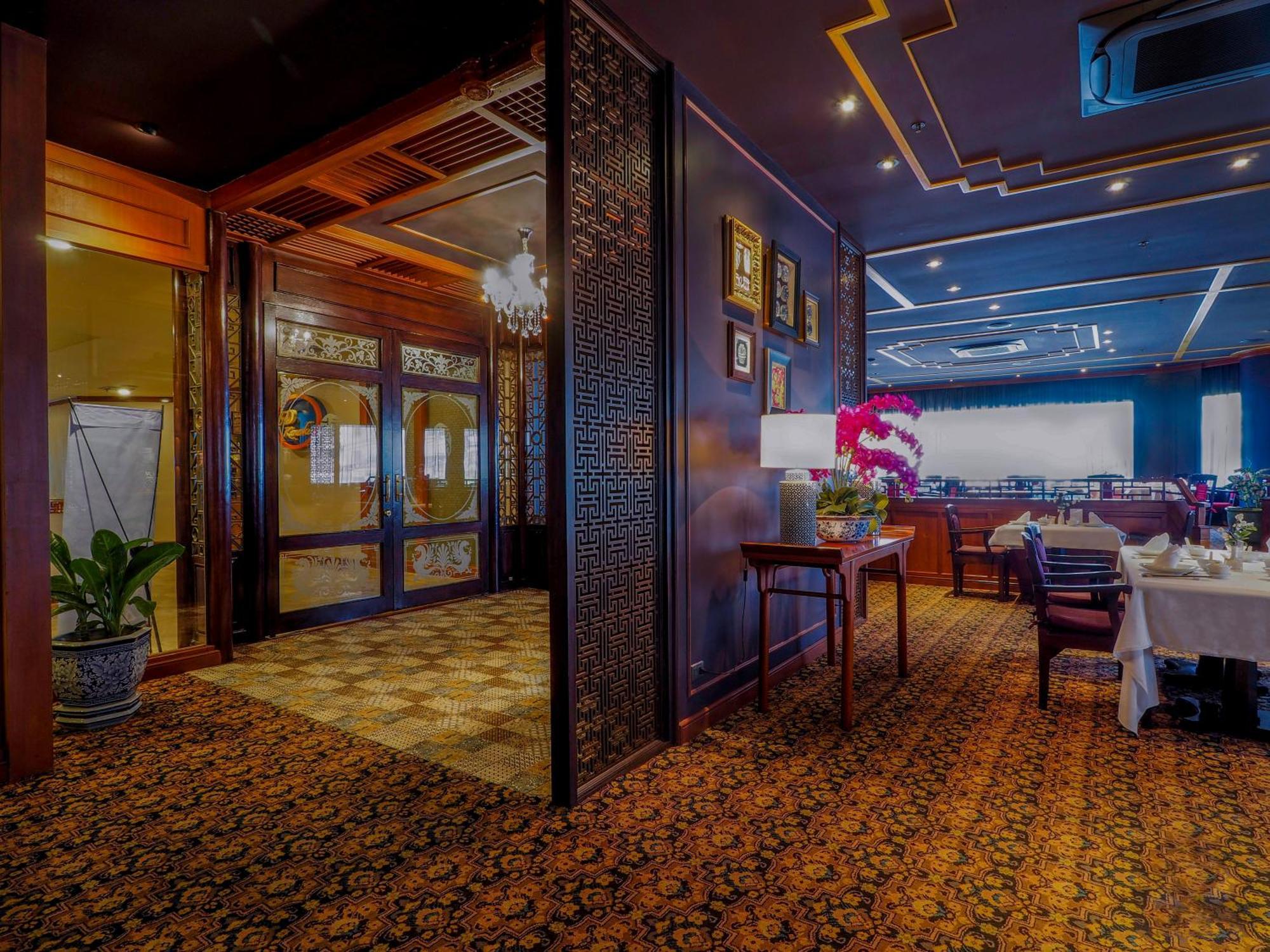 فندق رويال فوكيت سيتي Phuket المظهر الخارجي الصورة The interior of the restaurant